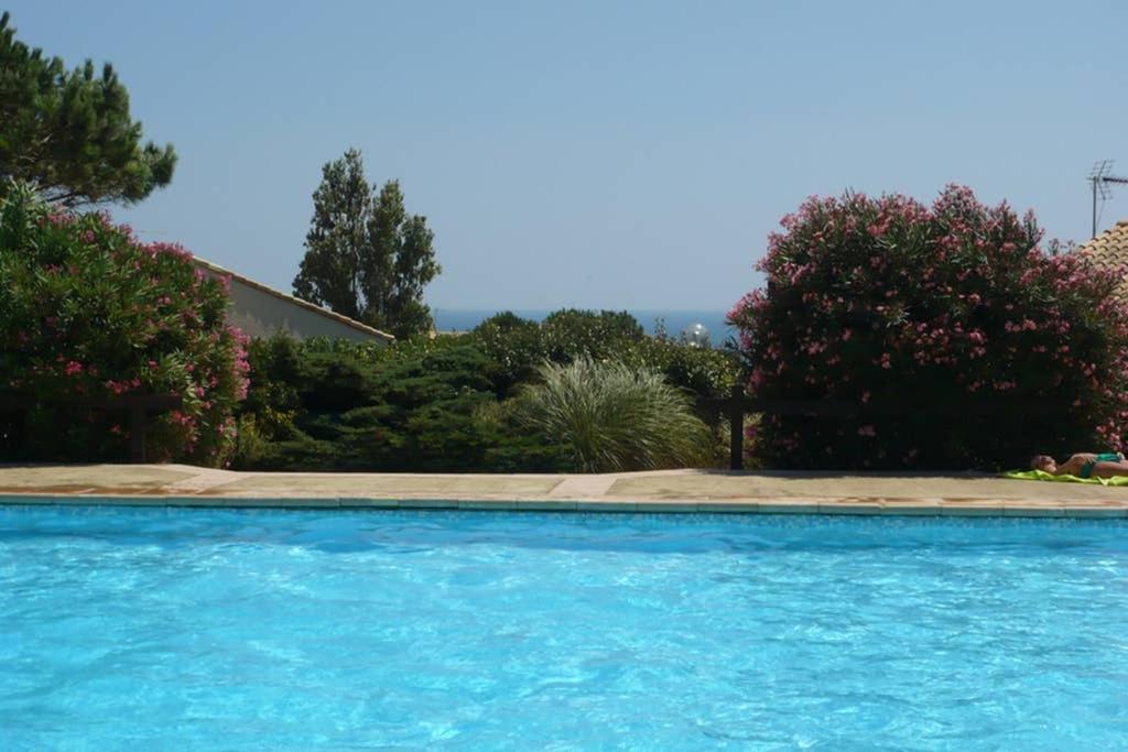 Cros Mer Et Piscine Saint-Pierre-la-Mer  Екстериор снимка